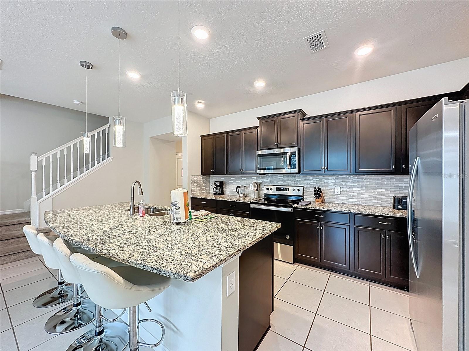 Image 11 of 67 For 1366 Lava Tree Drive