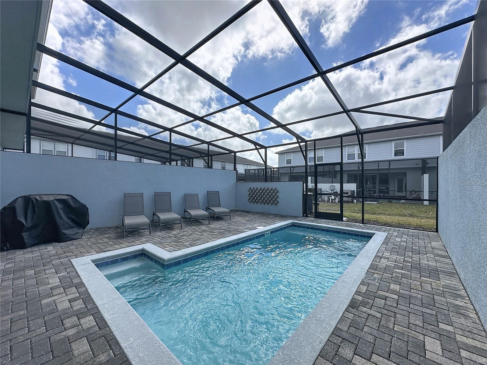 Image 20 of 67 For 1366 Lava Tree Drive