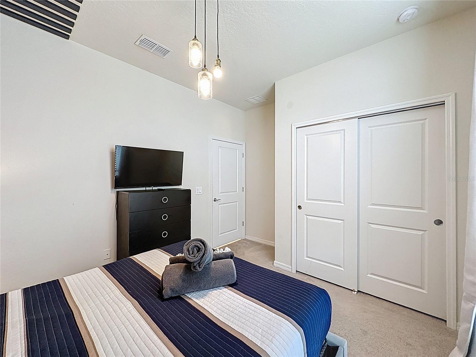 Image 28 of 67 For 1366 Lava Tree Drive