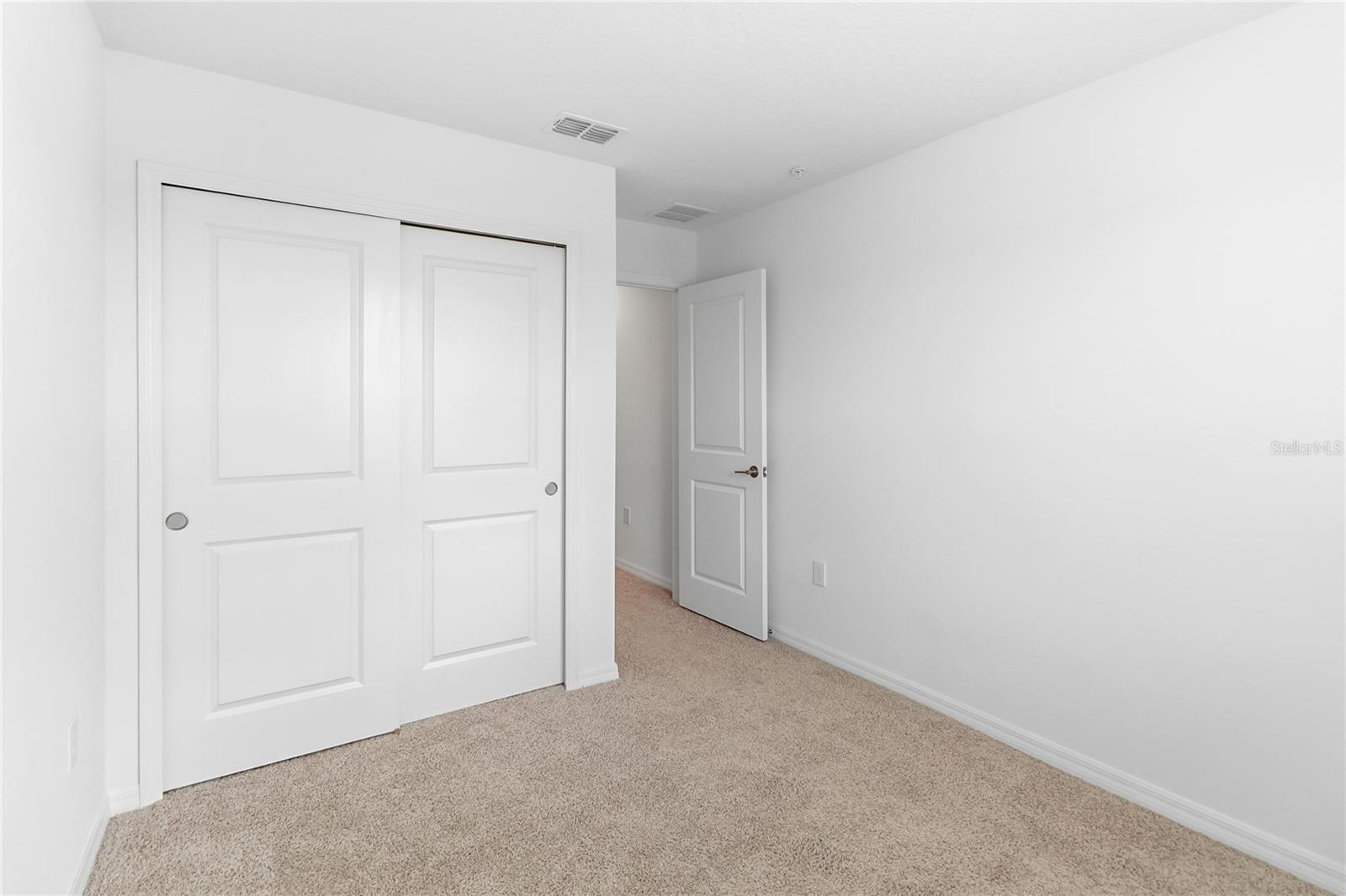 Image 12 of 19 For 1851 Roosevelt Place