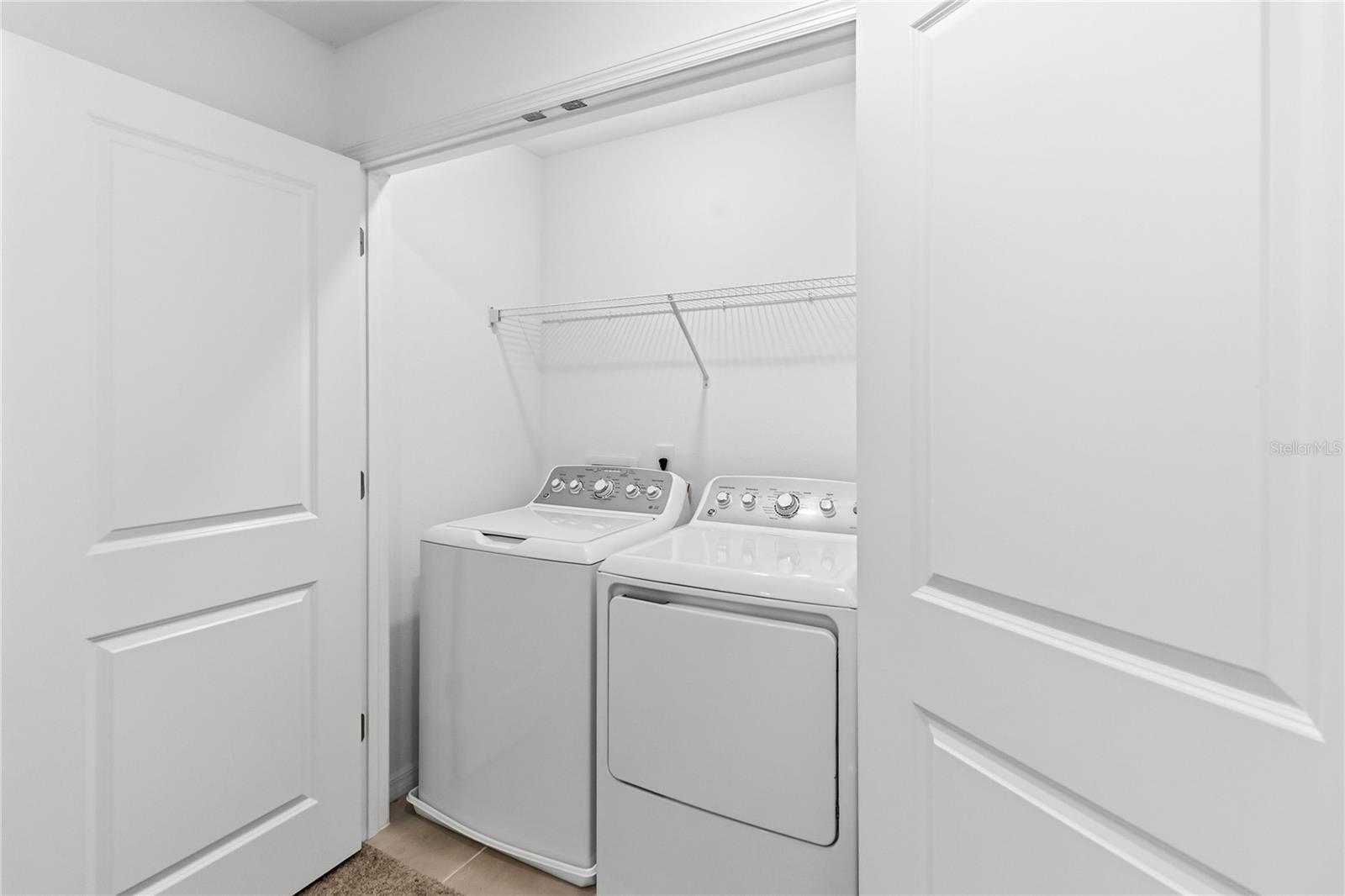 Image 16 of 19 For 1851 Roosevelt Place