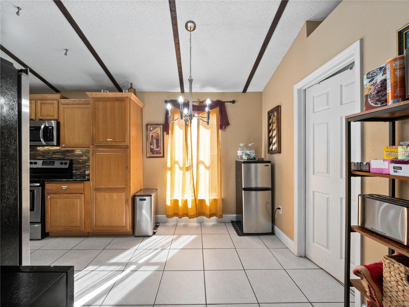 Image 18 of 26 For 2615 Quail Pond Way