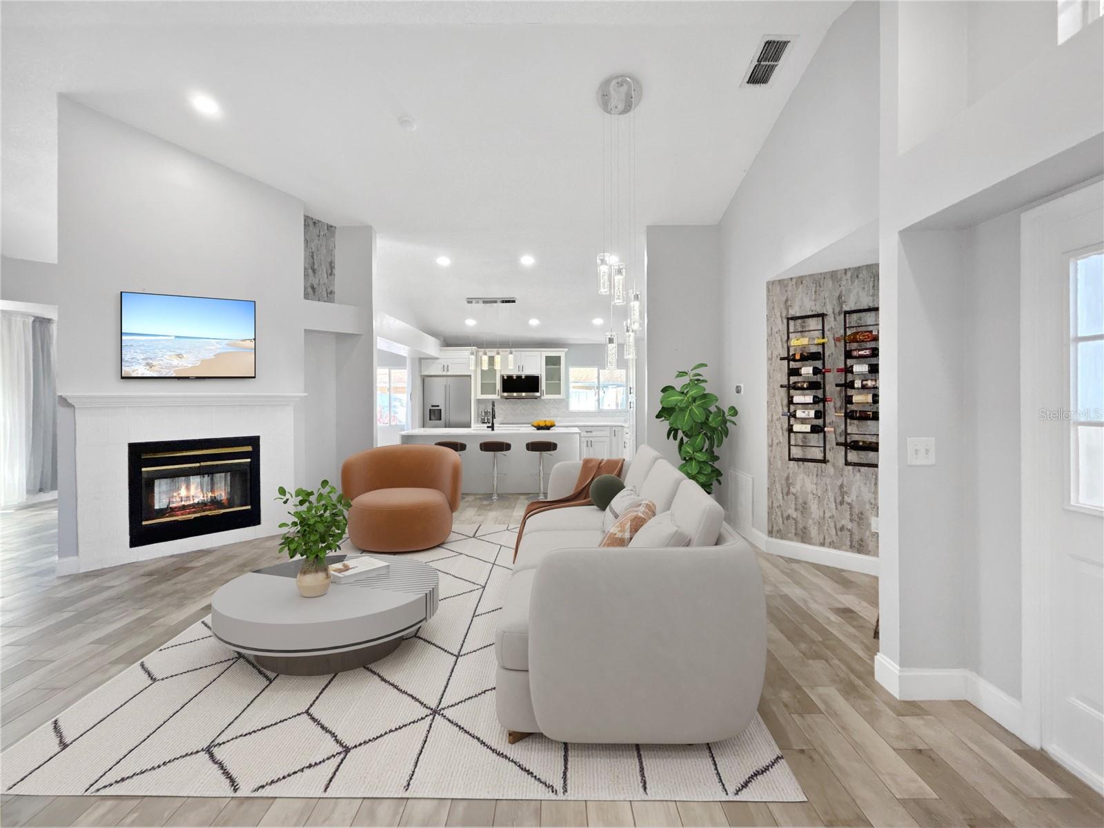 Listing photo id 1 for 2605 Hawthorne Lane