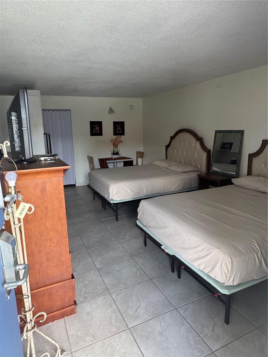 Image 4 of 9 For 43420 Highway 27  306