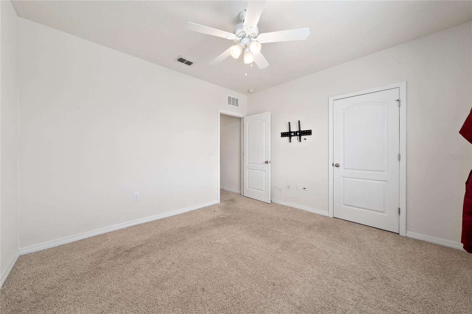 Image 28 of 35 For 740 Squires Grove Drive