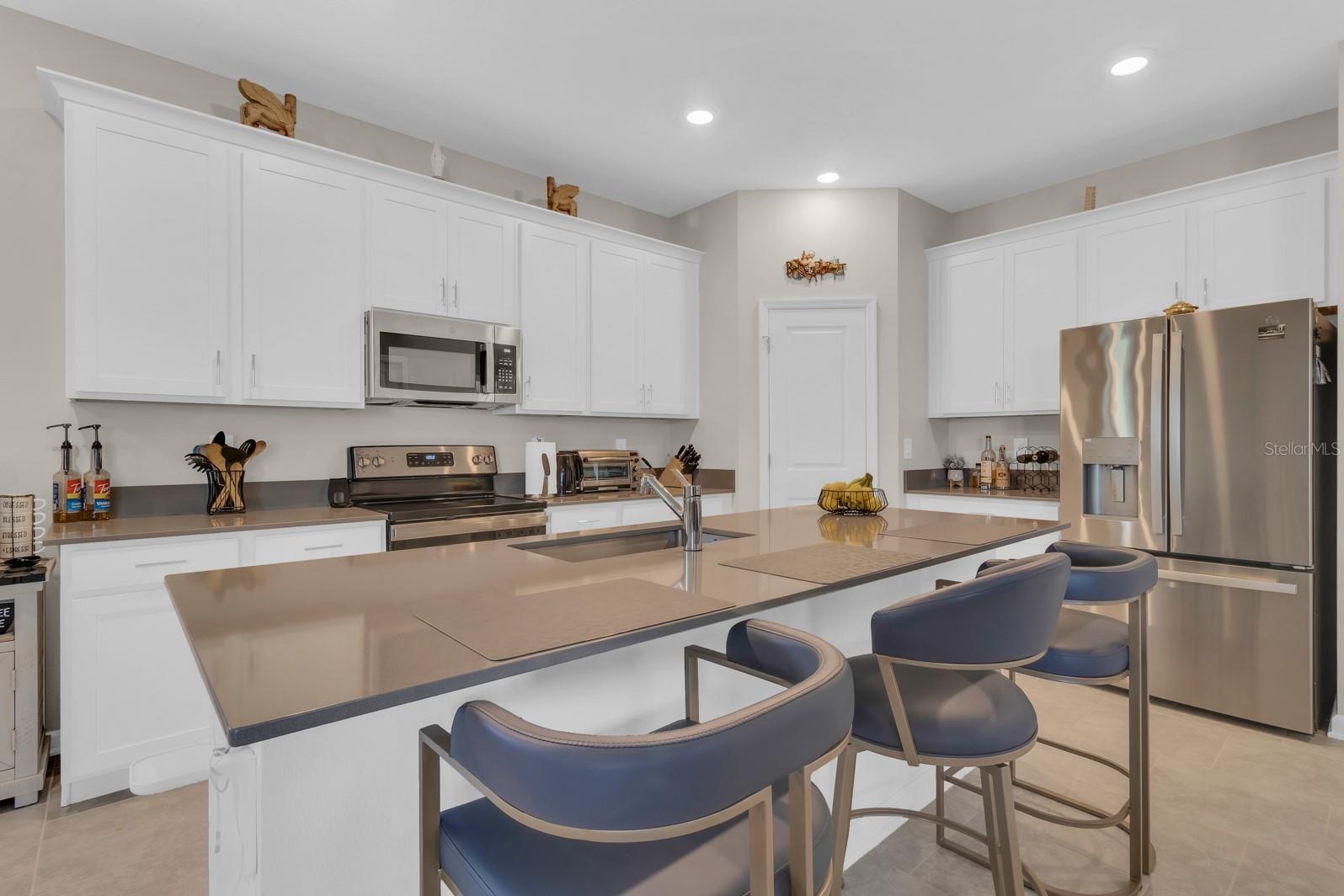 Image 18 of 57 For 6406 Pine Warbler Way