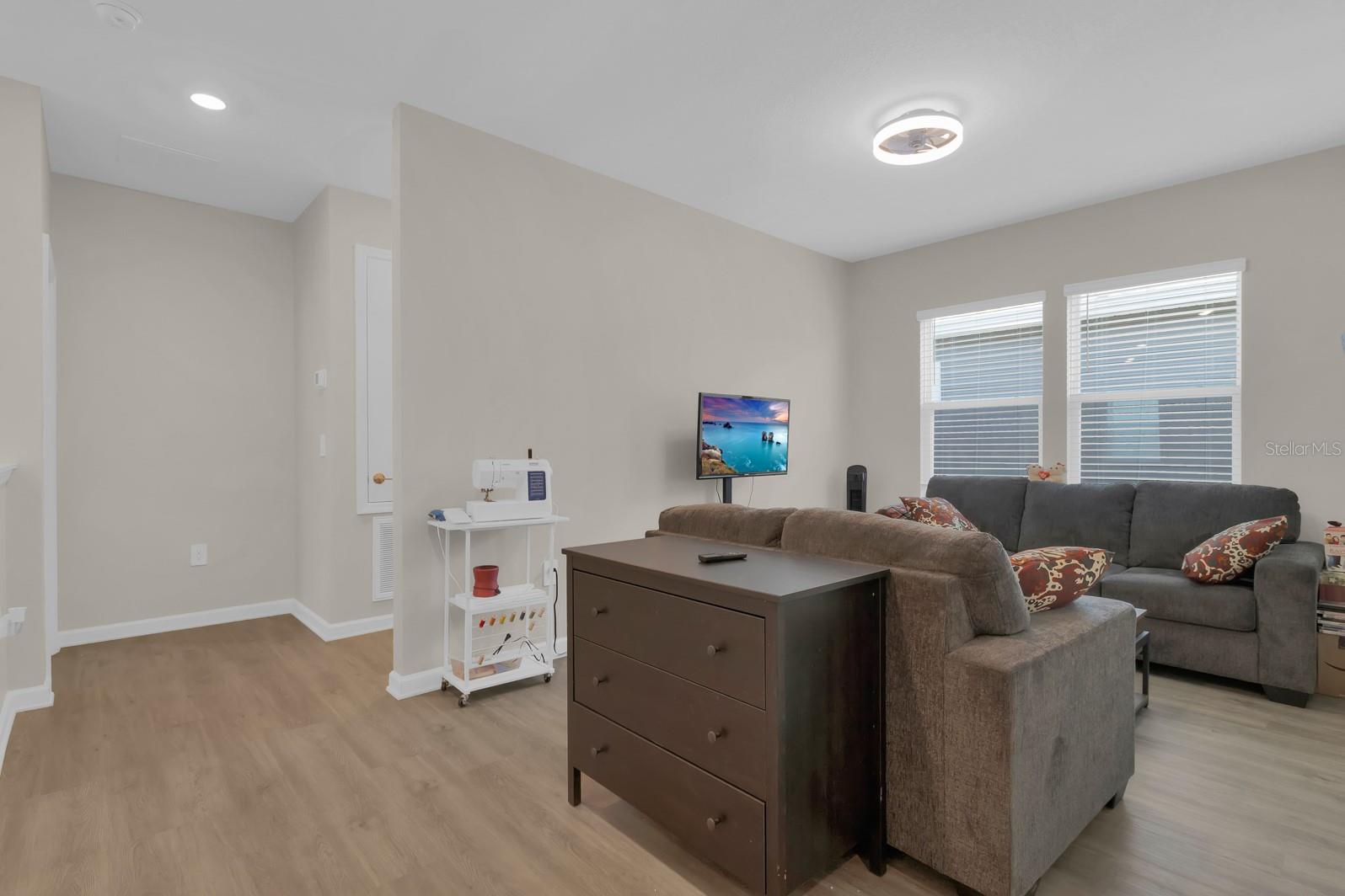 Image 28 of 57 For 6406 Pine Warbler Way