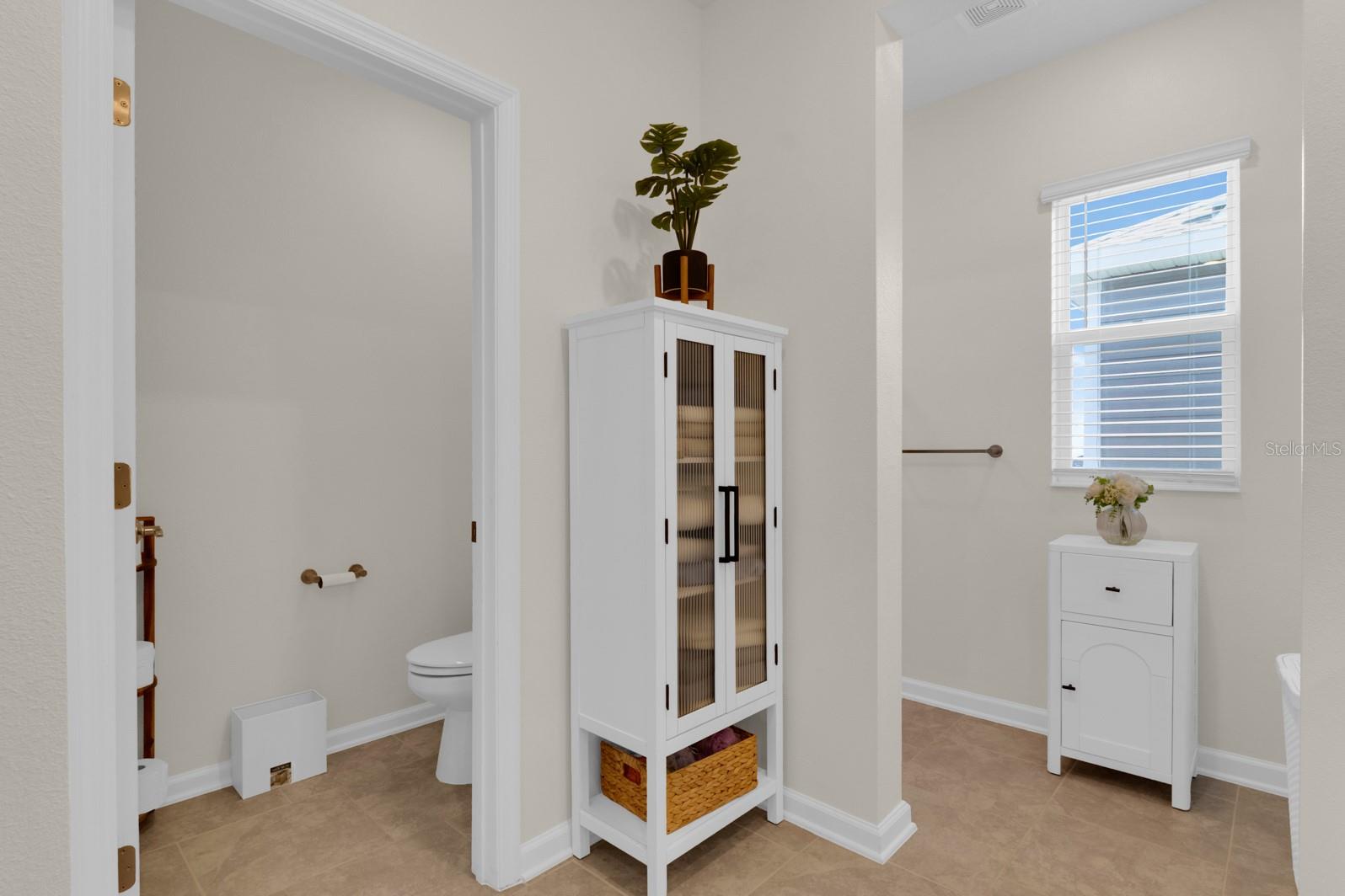 Image 33 of 57 For 6406 Pine Warbler Way