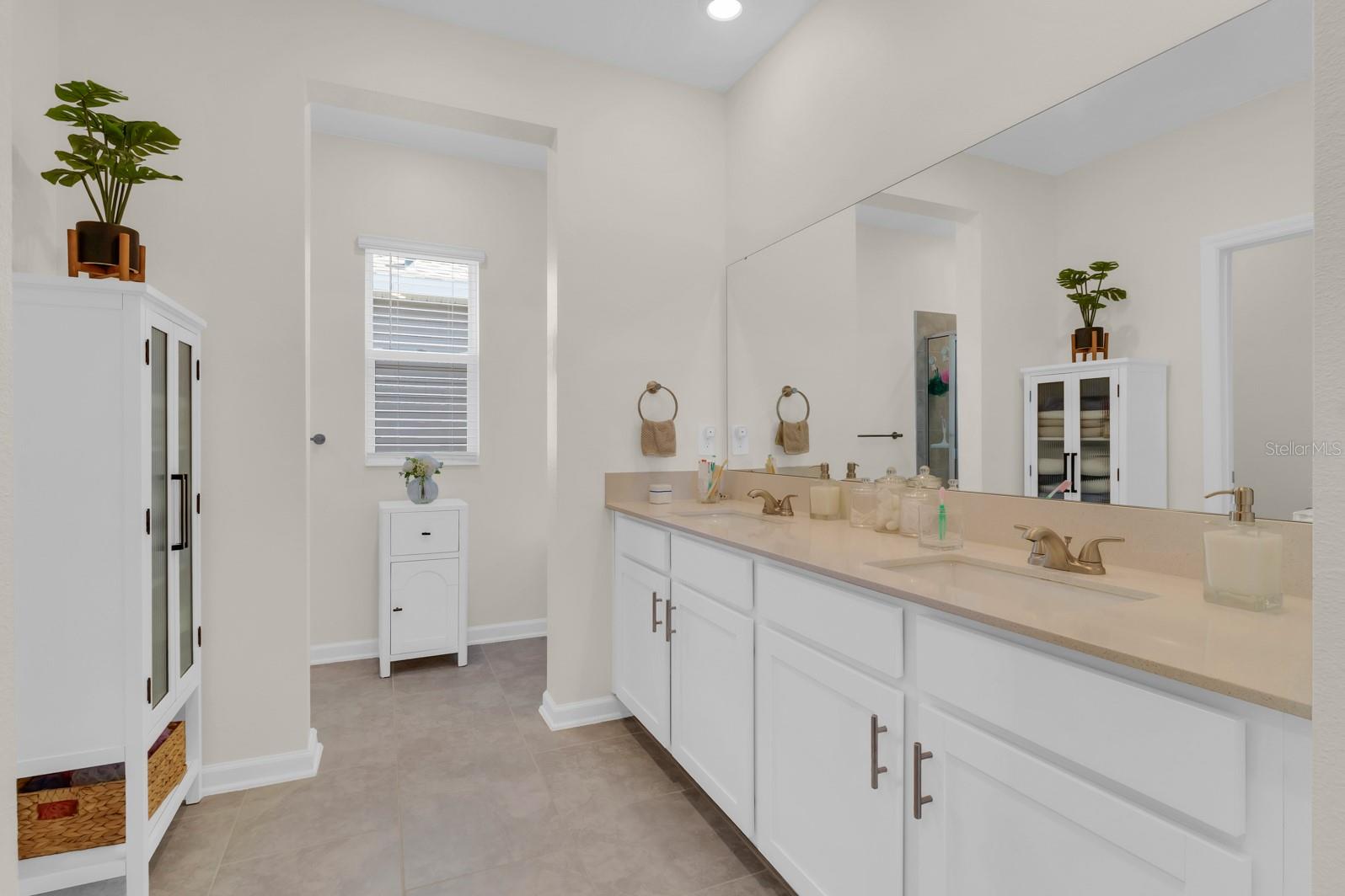 Image 34 of 57 For 6406 Pine Warbler Way