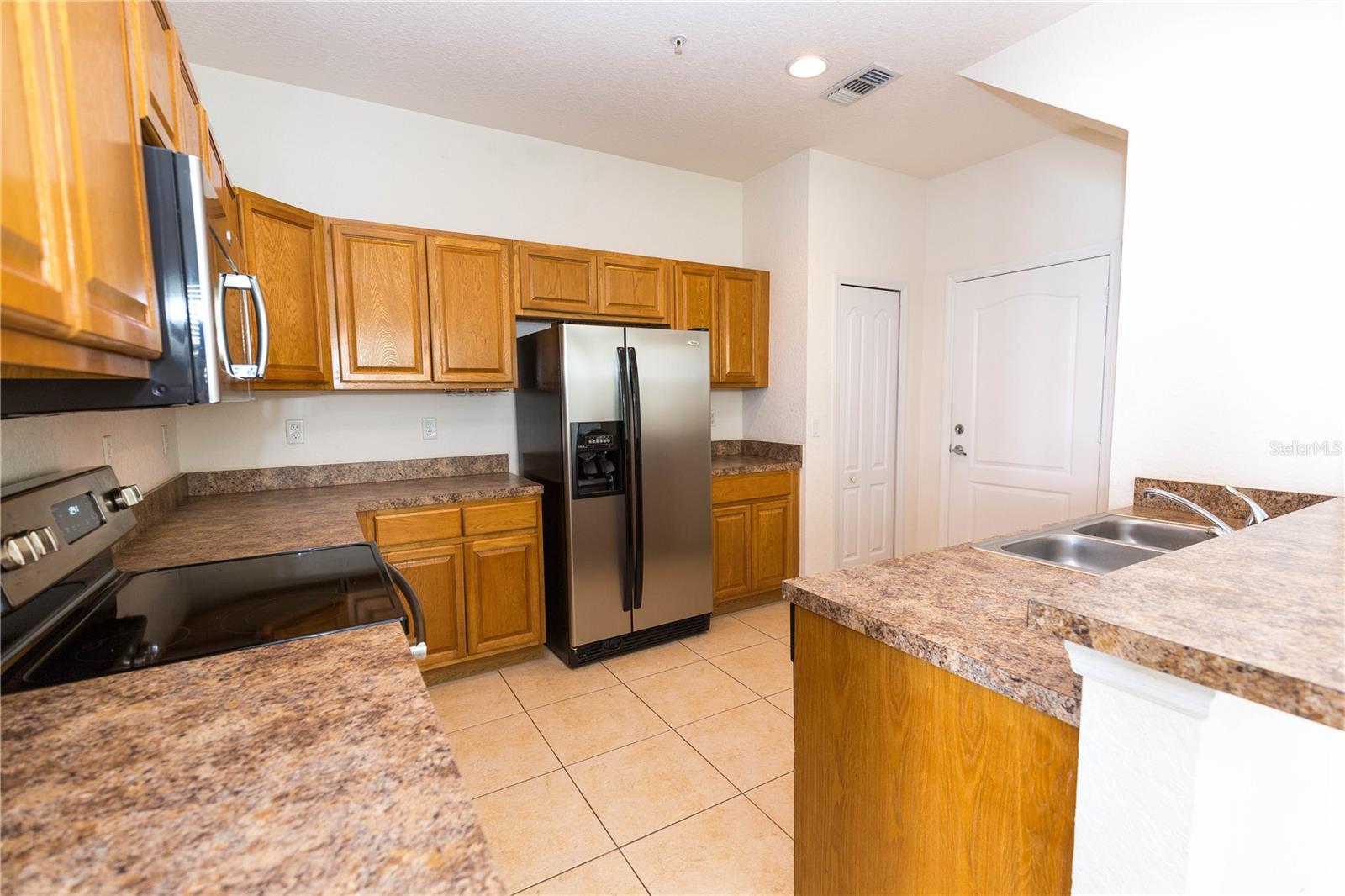 Image 7 of 25 For 1568 Portofino Meadows Boulevard