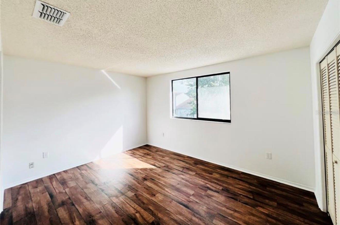 Image 12 of 17 For 1336 Bramblewood Drive