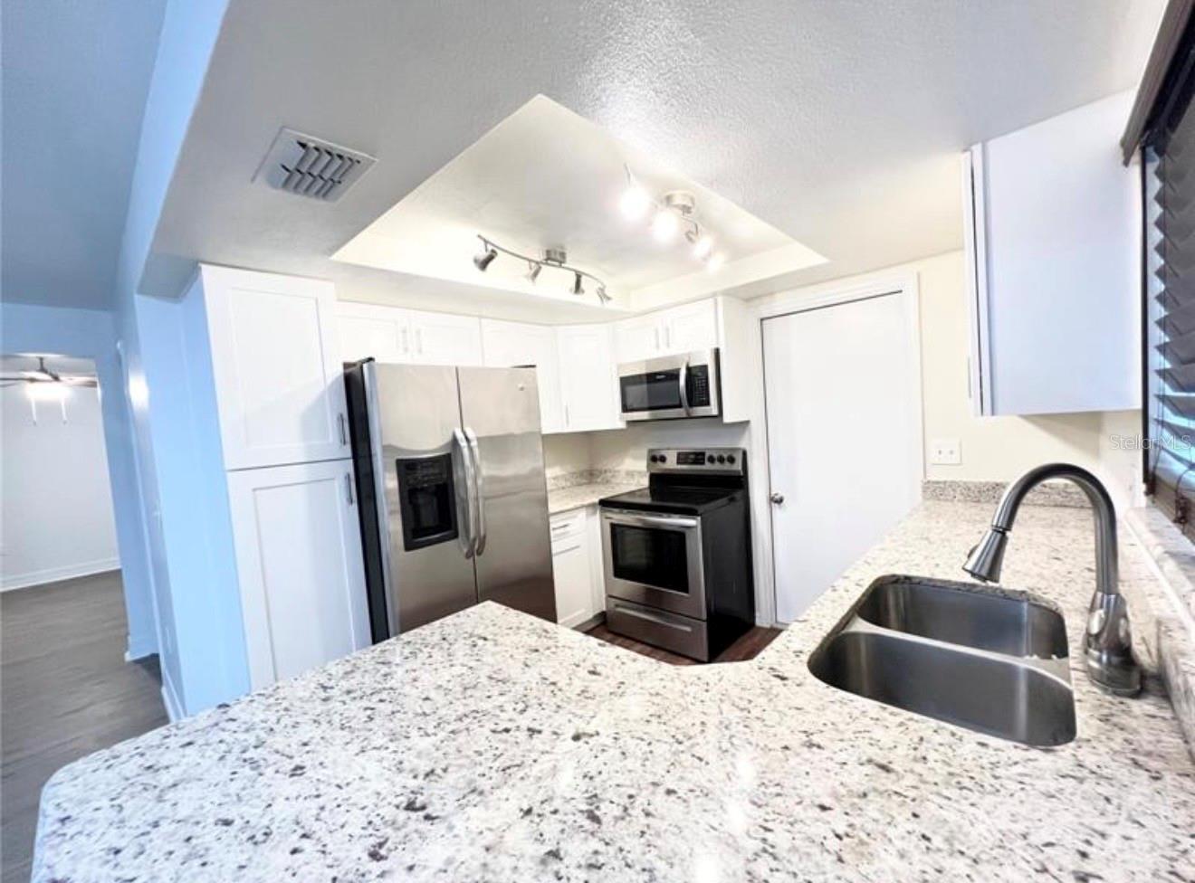 Image 6 of 17 For 1336 Bramblewood Drive