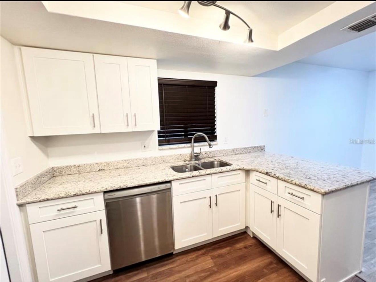 Image 7 of 17 For 1336 Bramblewood Drive