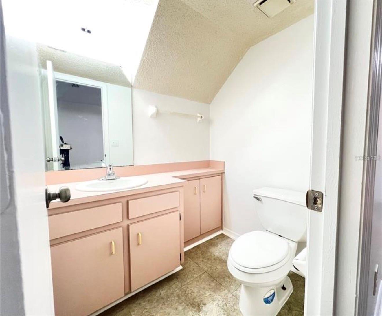 Image 9 of 17 For 1336 Bramblewood Drive