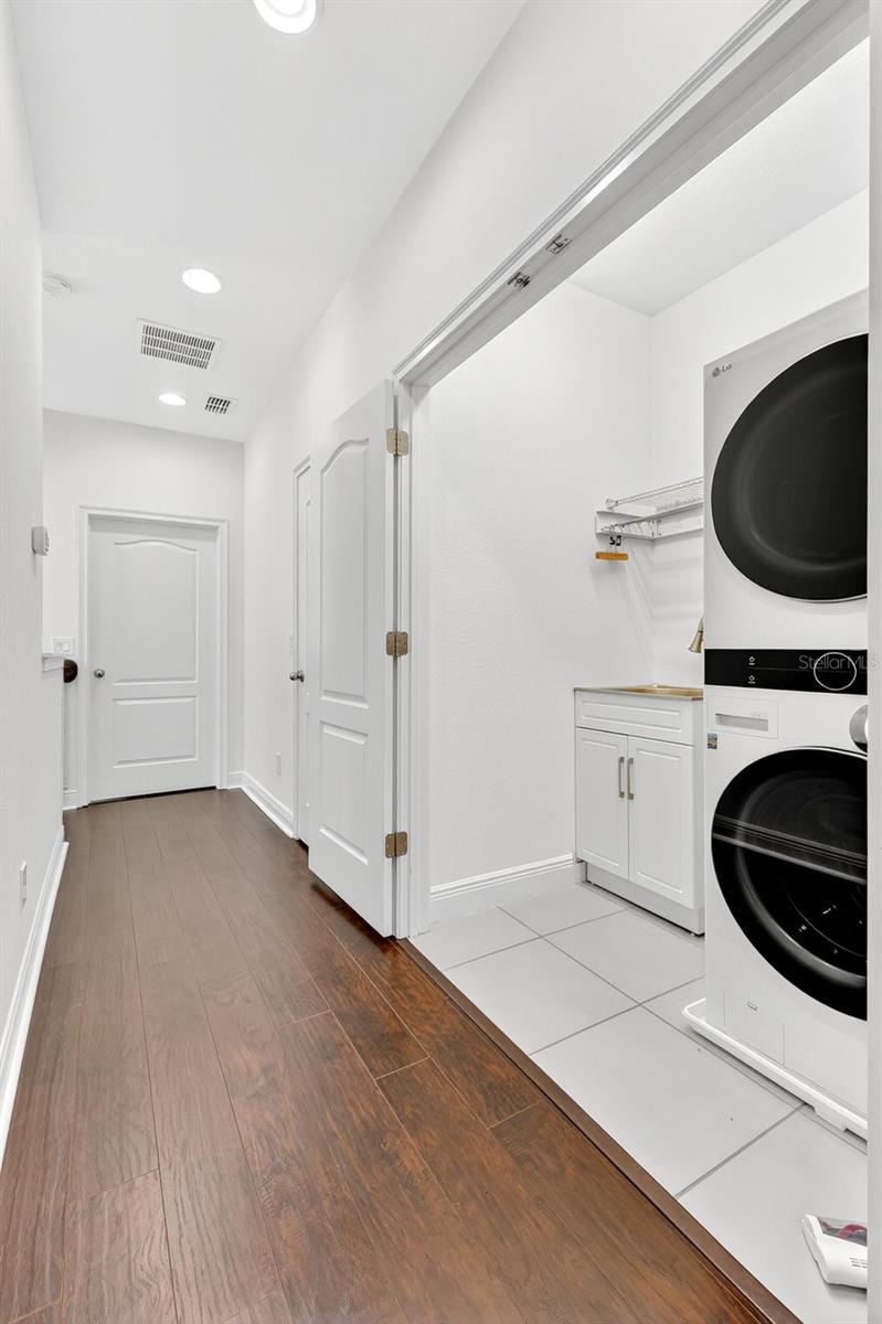 Image 26 of 36 For 8443 Karrer Terrace