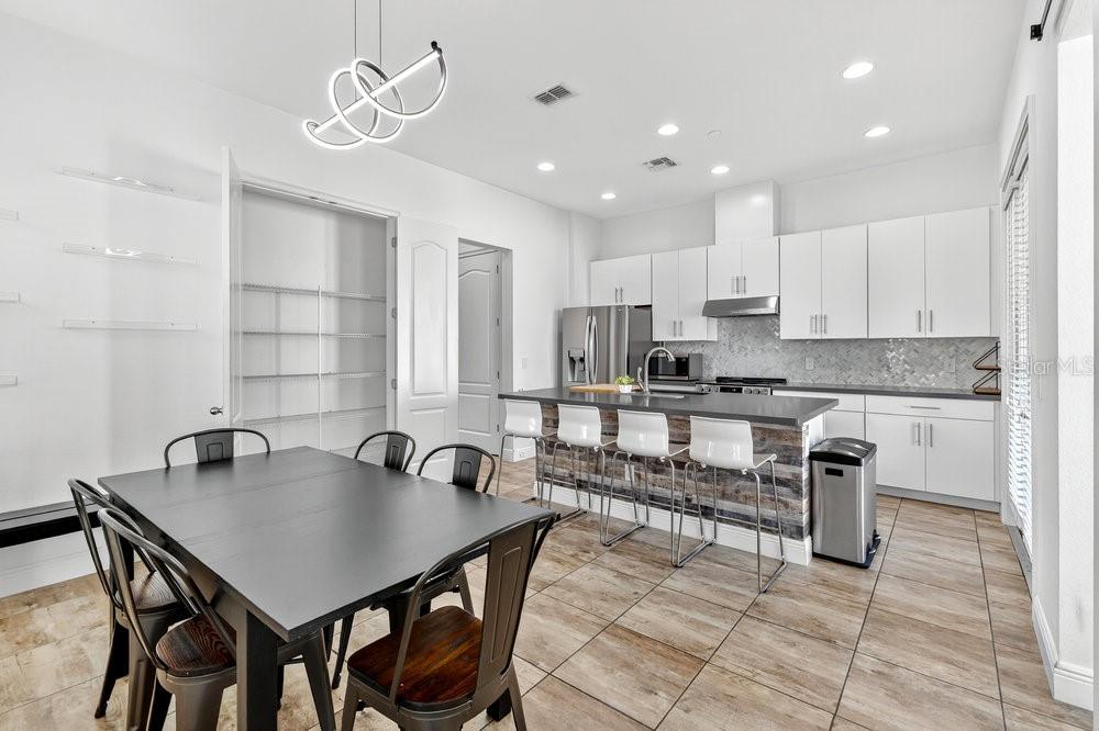 Image 7 of 36 For 8443 Karrer Terrace