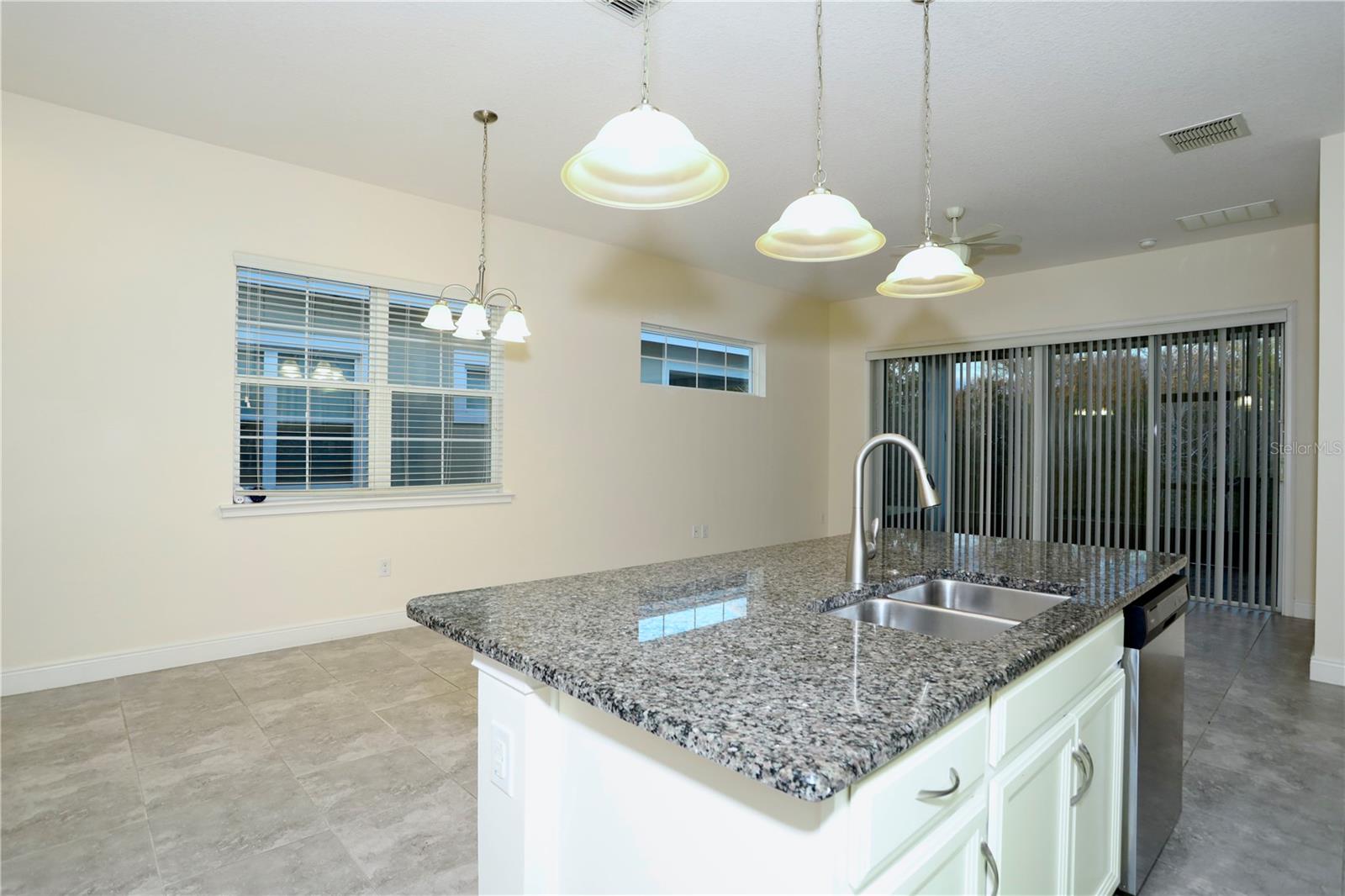 Image 11 of 33 For 2461 Datura Loop