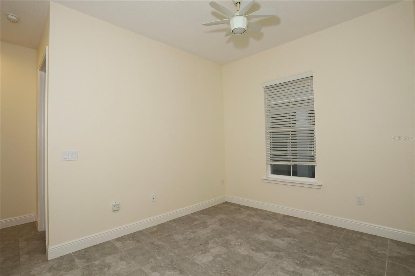 Image 15 of 33 For 2461 Datura Loop