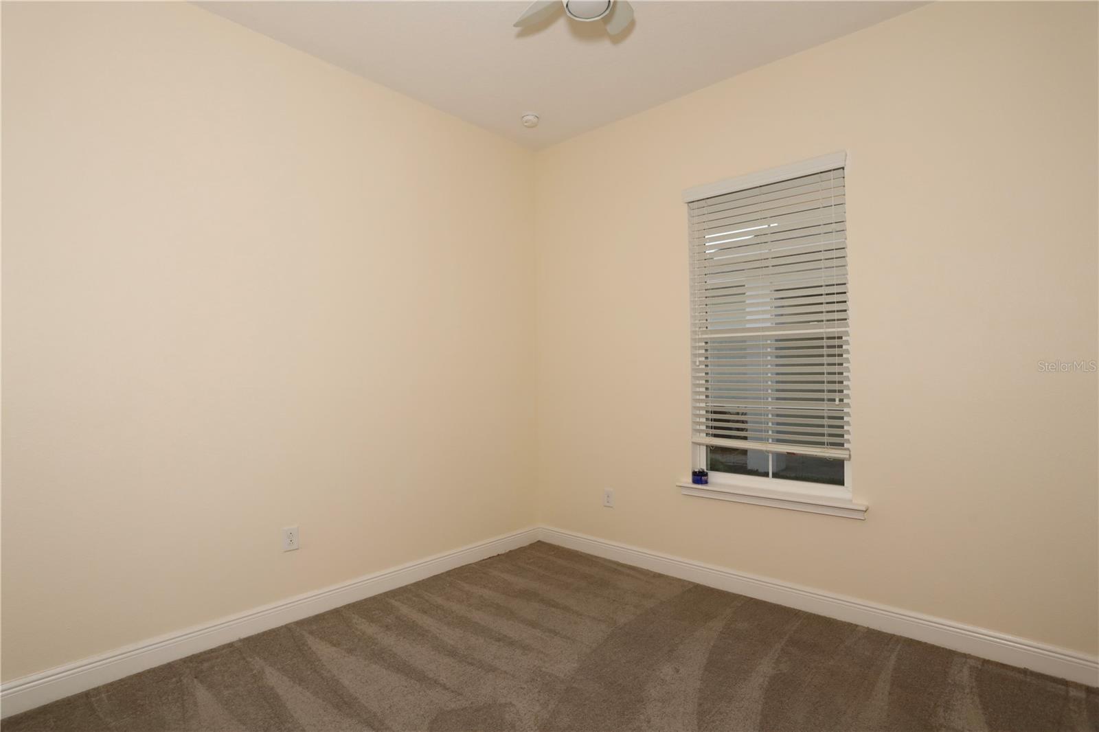 Image 17 of 33 For 2461 Datura Loop