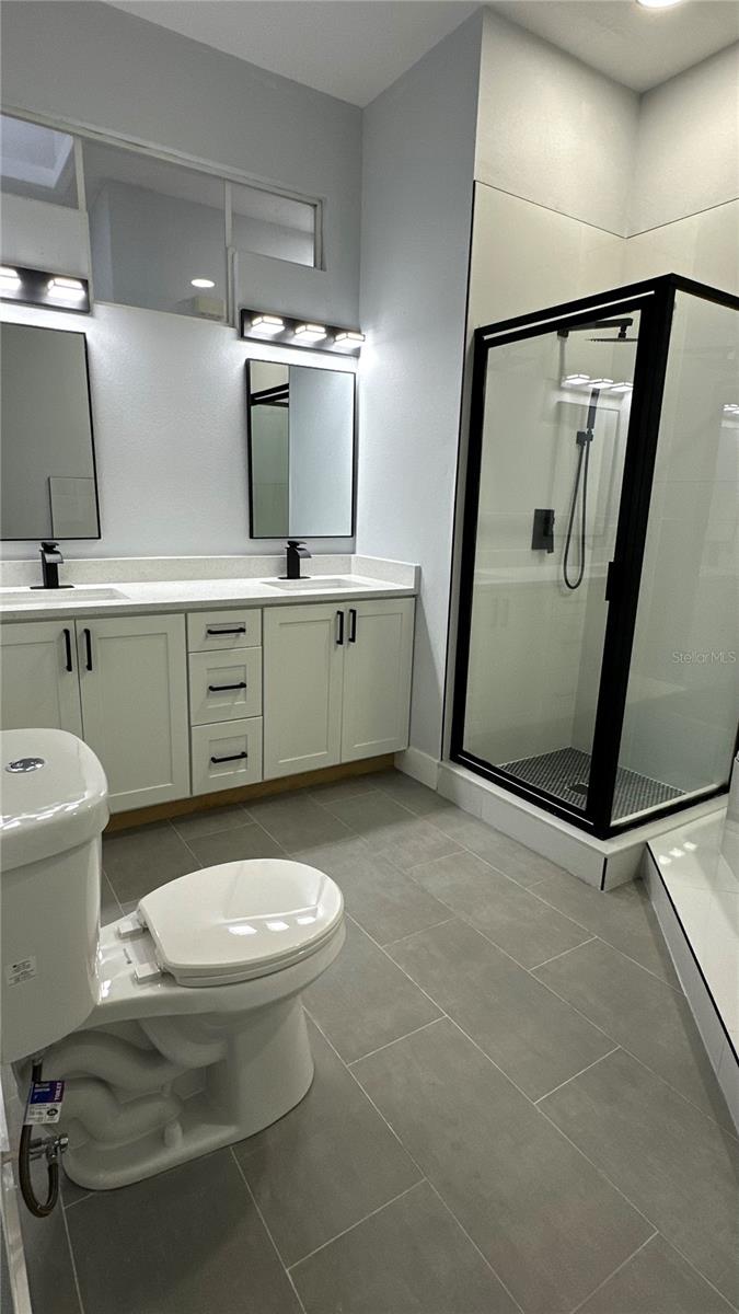 Image 30 of 33 For 1031 Universal Rest Place