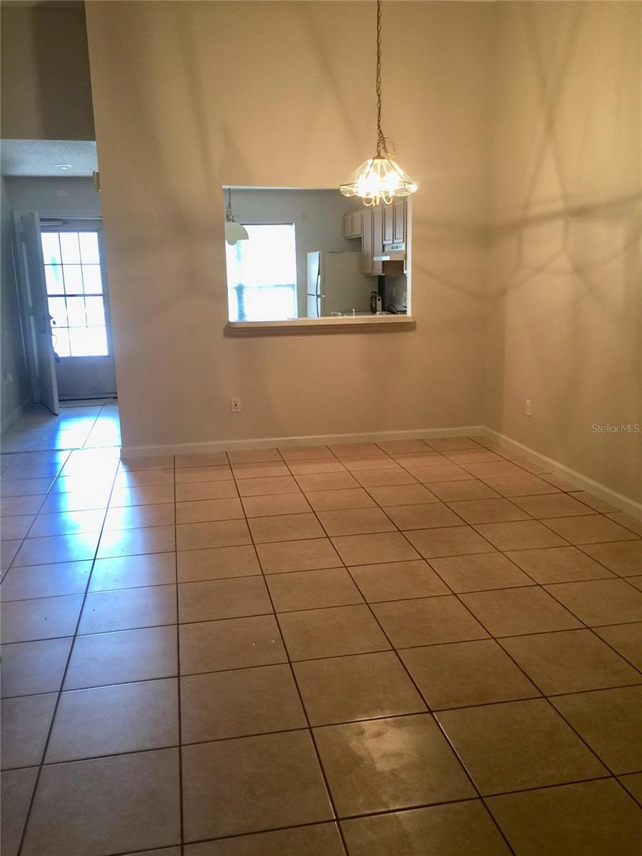 Image 11 of 13 For 2124 Cypress Bay Boulevard