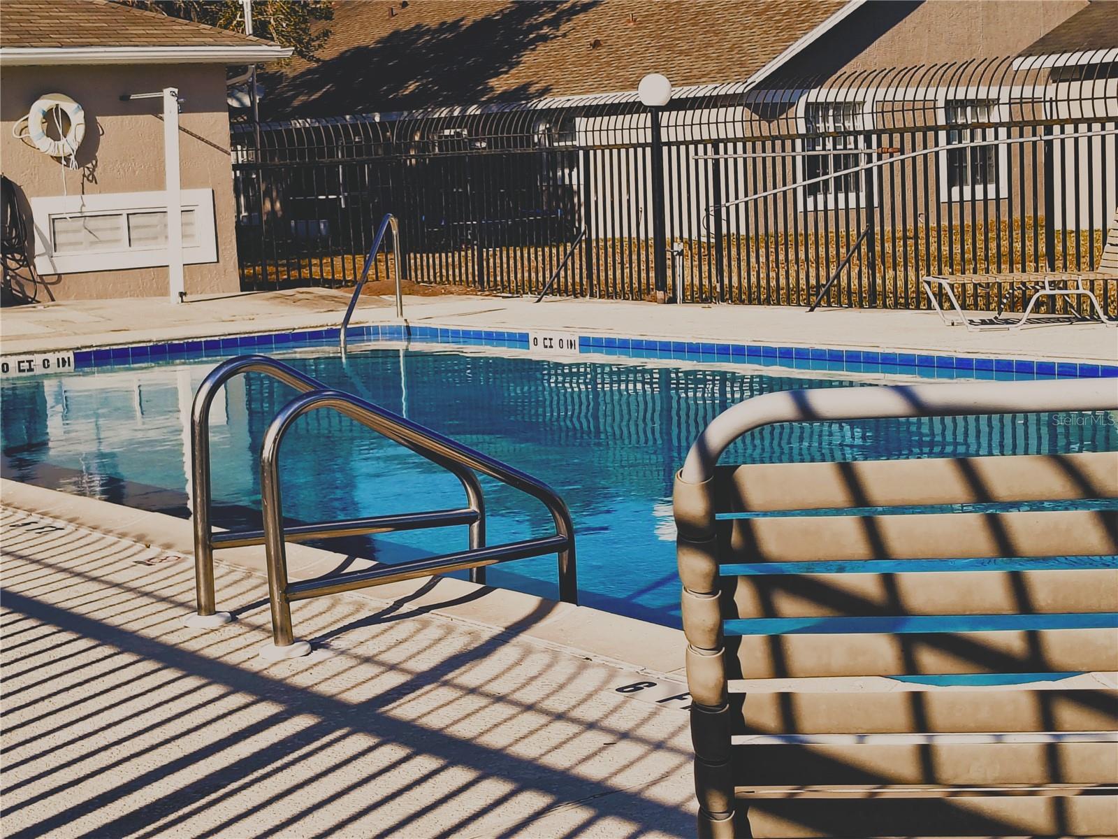 Image 9 of 13 For 2124 Cypress Bay Boulevard