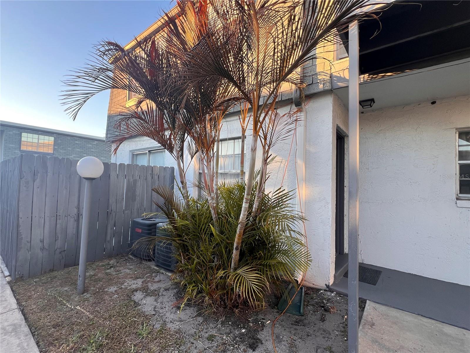 Image 3 of 14 For 1000 Semoran Boulevard 715