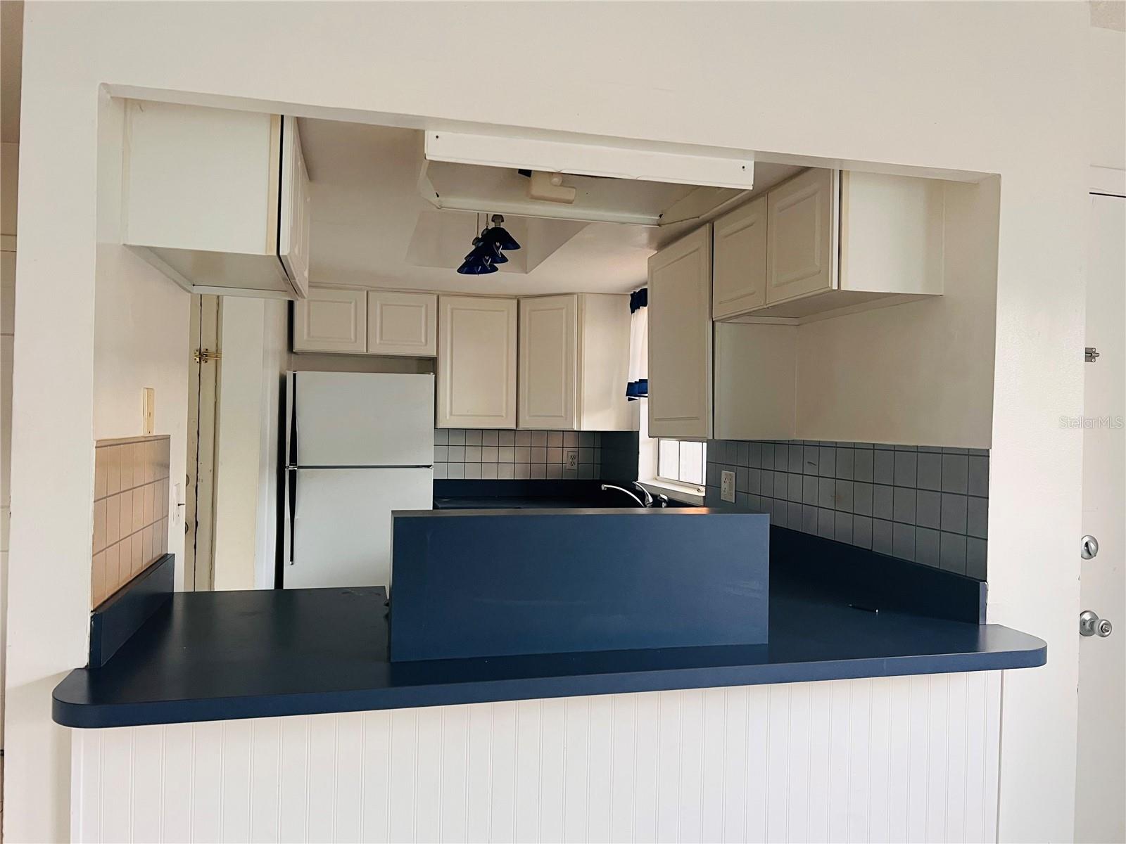 Image 6 of 14 For 1000 Semoran Boulevard 715