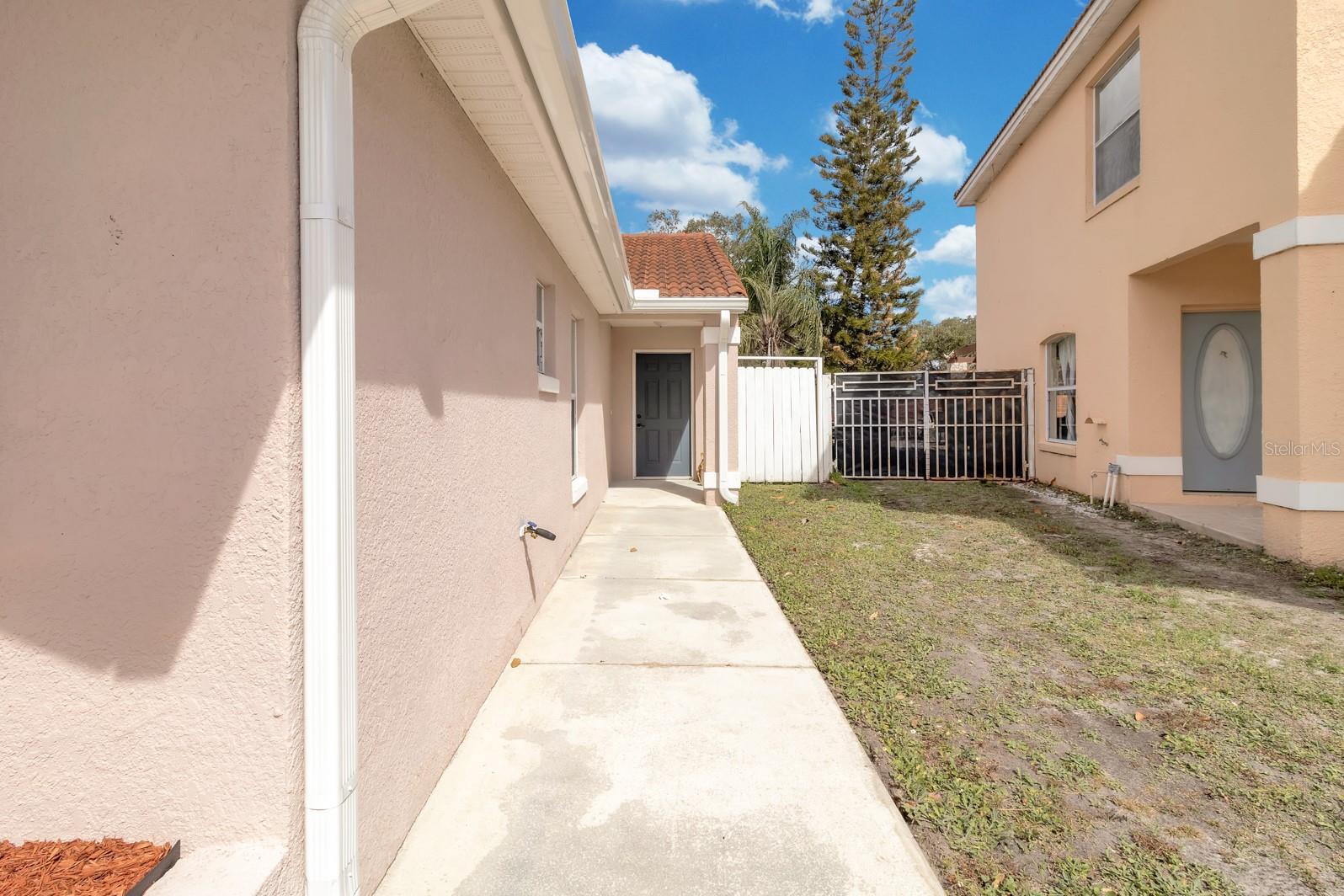 Image 7 of 30 For 2317 Santa Lucia Street