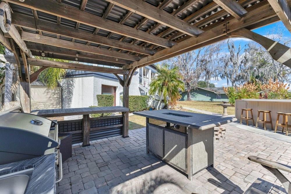 Image 24 of 43 For 6670 Bay Shore Drive