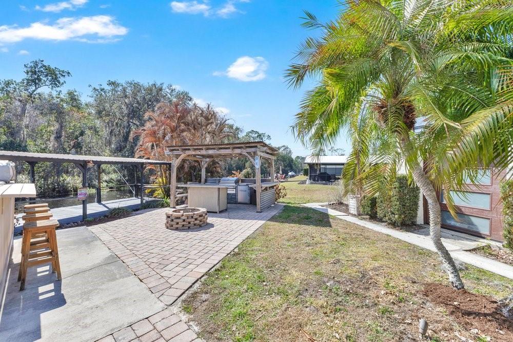 Image 27 of 43 For 6670 Bay Shore Drive