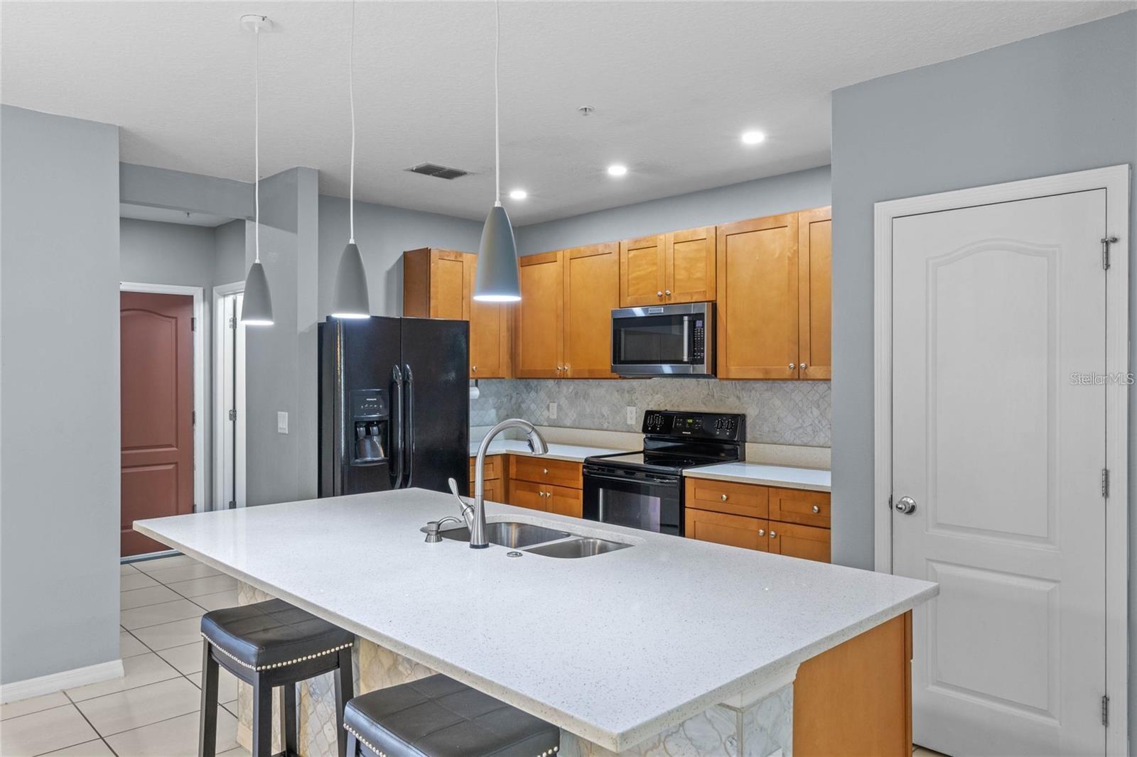 Image 7 of 27 For 4805 Apple Blossom Lane