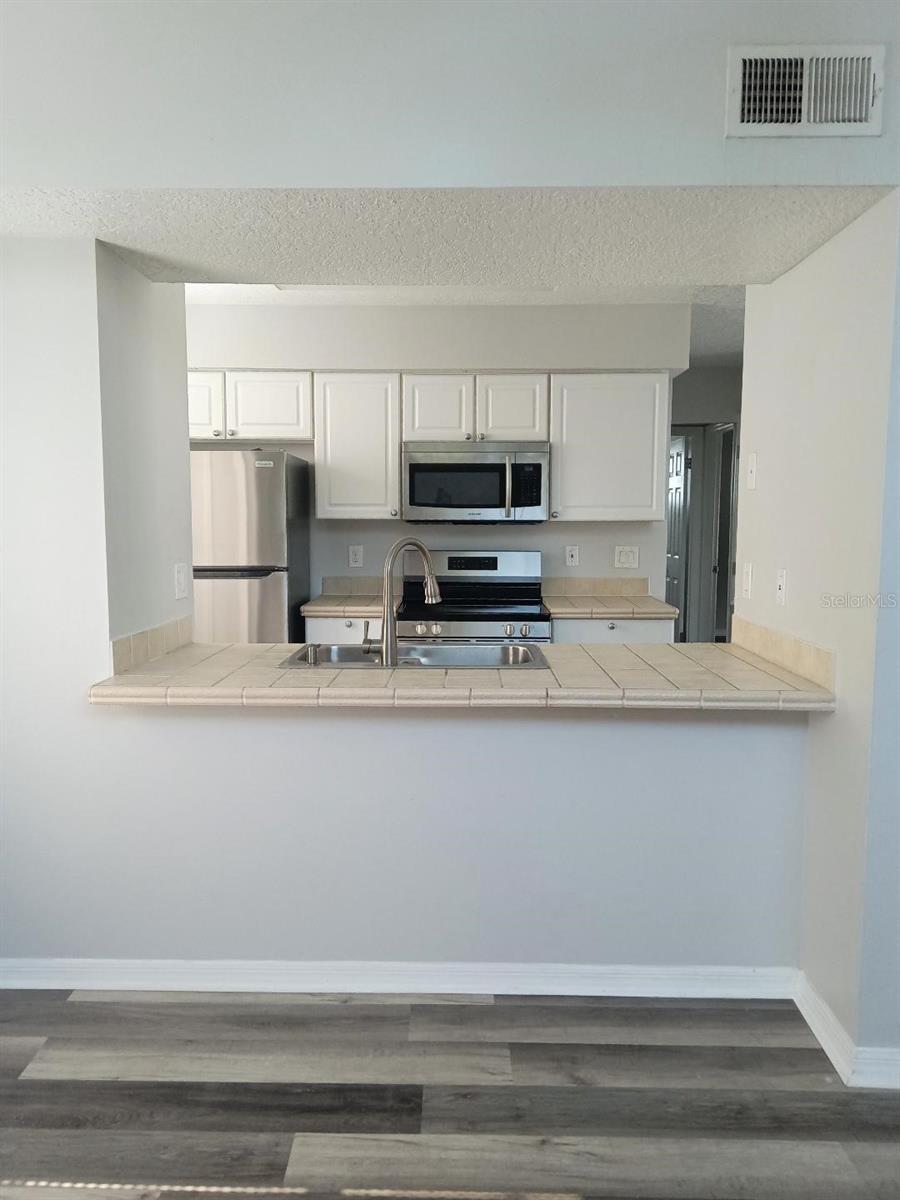 Image 5 of 15 For 2931 Rio Grande Trl  D