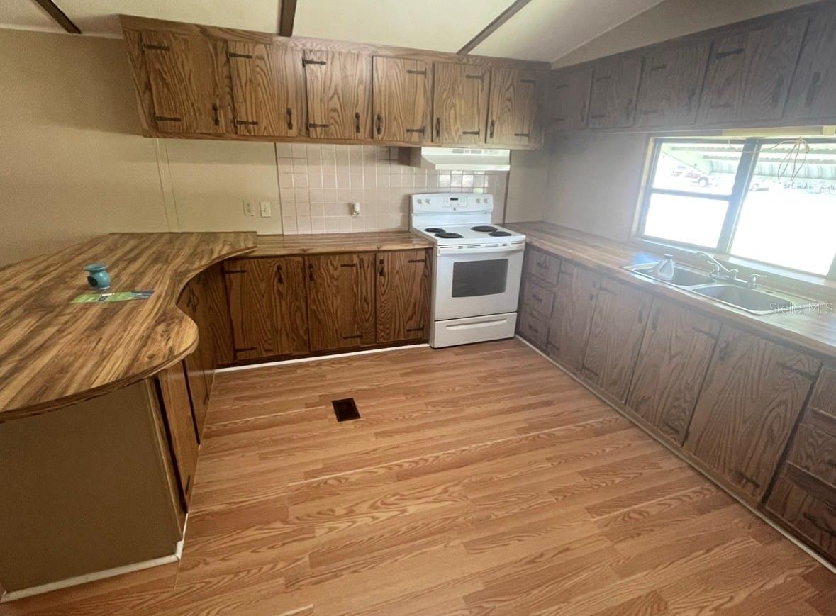 Image 13 of 28 For 1656 Haddock Street