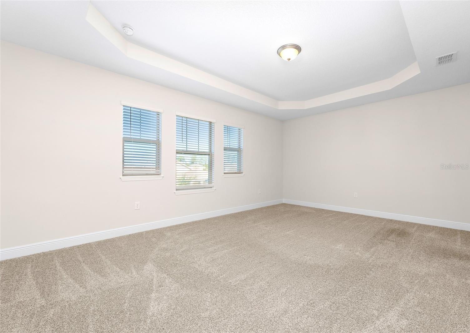 Image 12 of 92 For 15537 Mango Isle Street