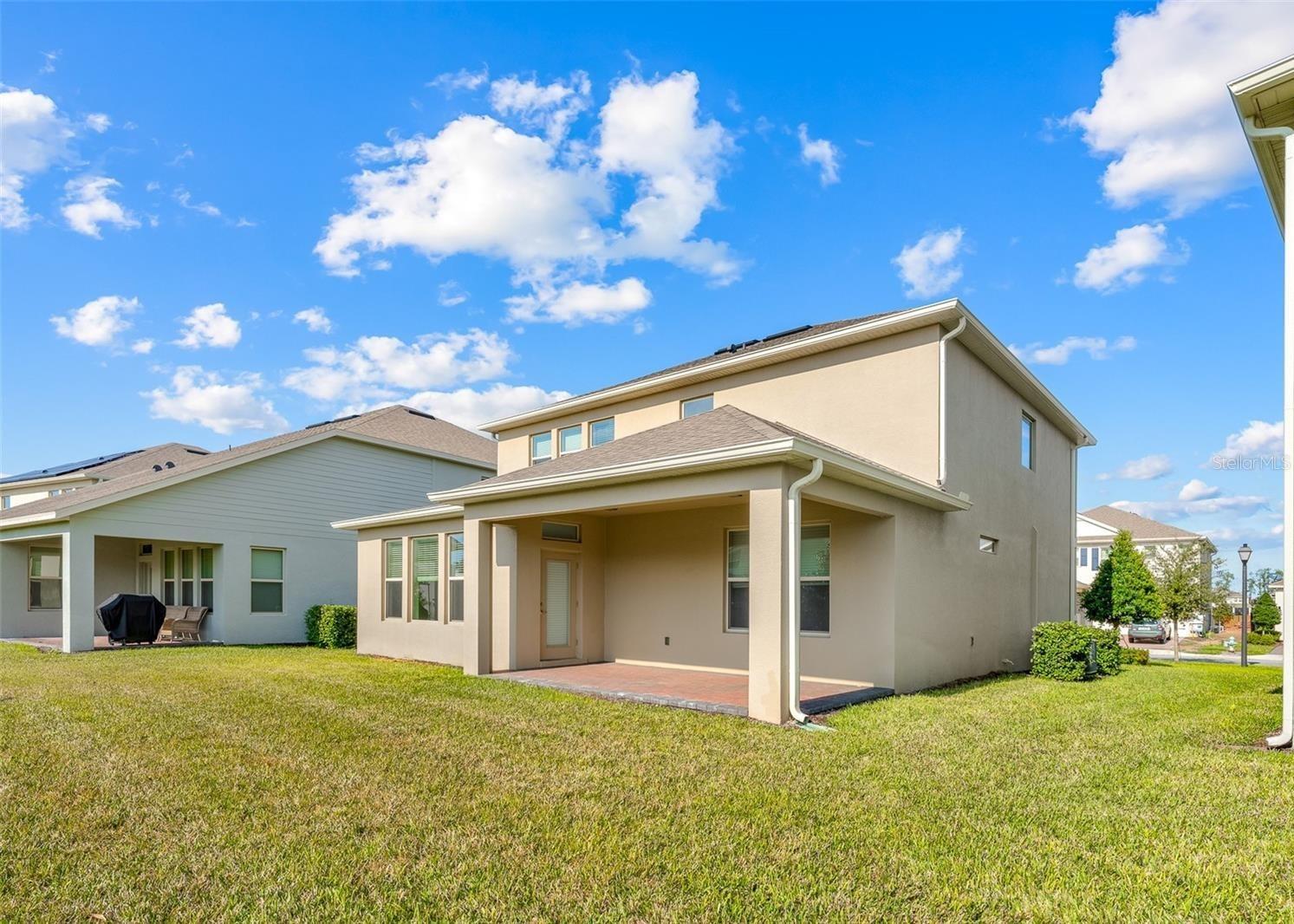 Image 17 of 92 For 15537 Mango Isle Street