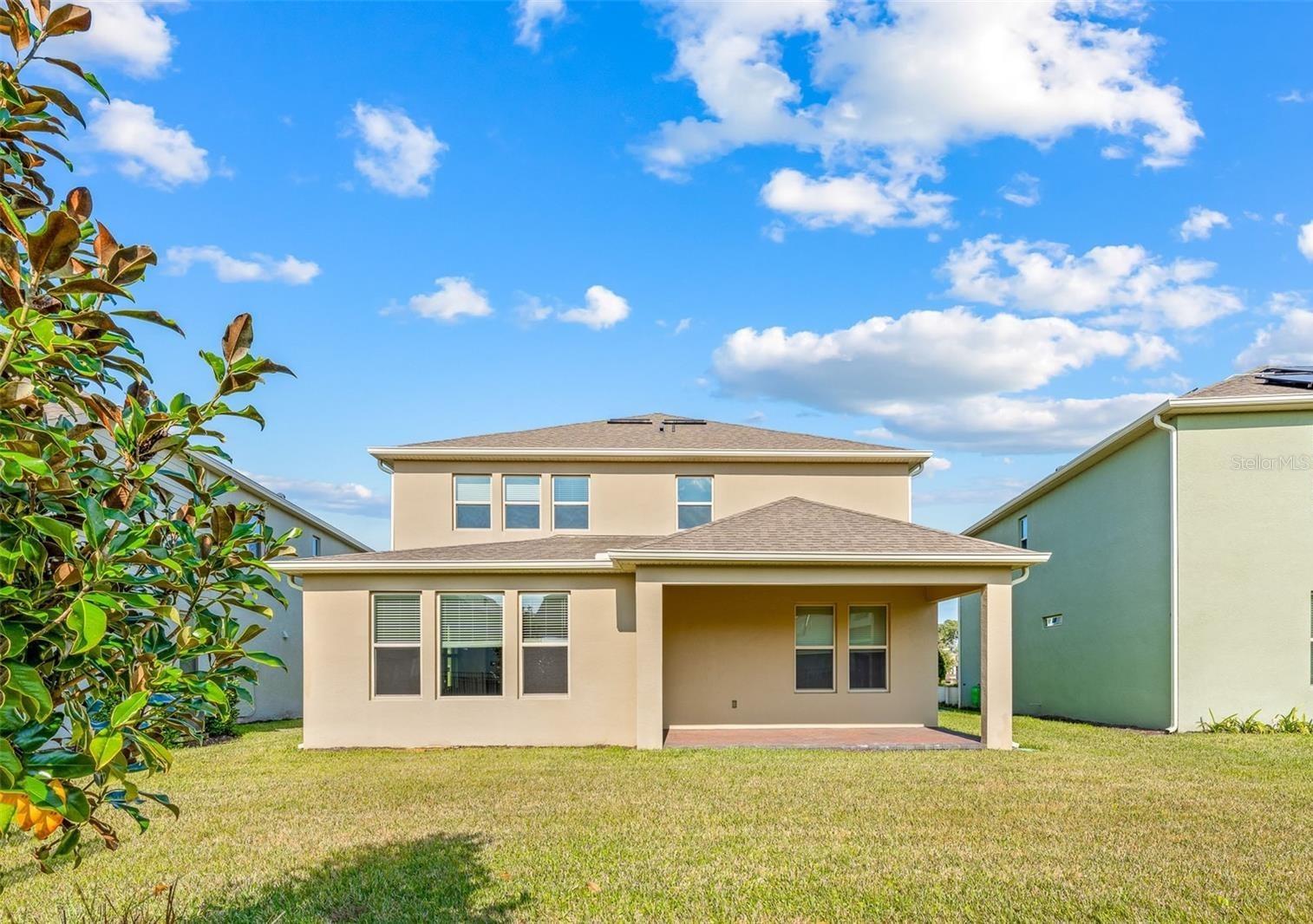 Image 18 of 92 For 15537 Mango Isle Street