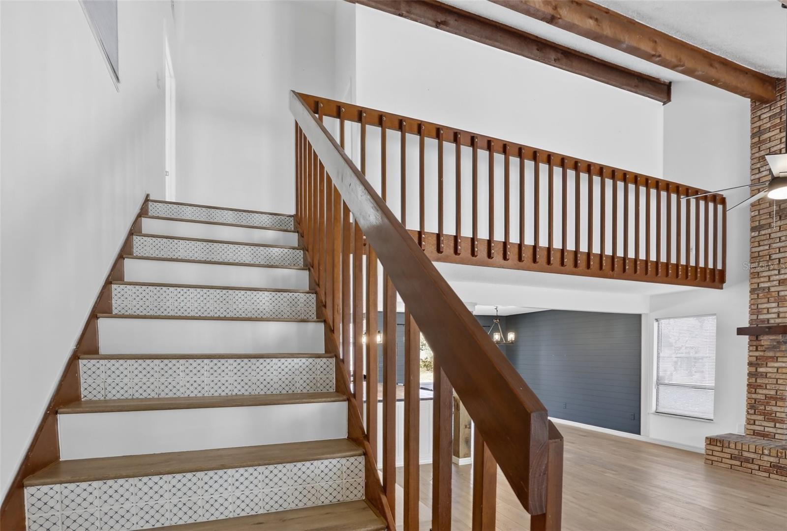 Image 20 of 39 For 1595 Shady Oak Drive