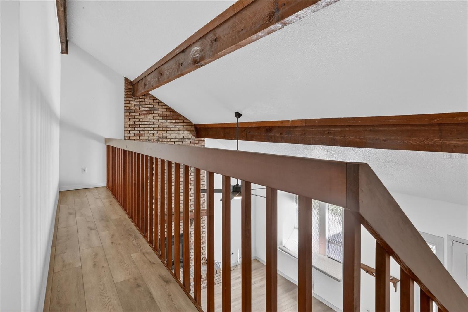 Image 21 of 39 For 1595 Shady Oak Drive