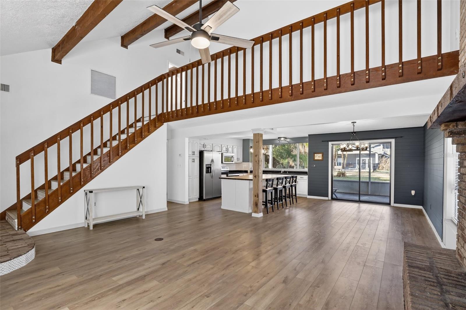 Image 34 of 39 For 1595 Shady Oak Drive