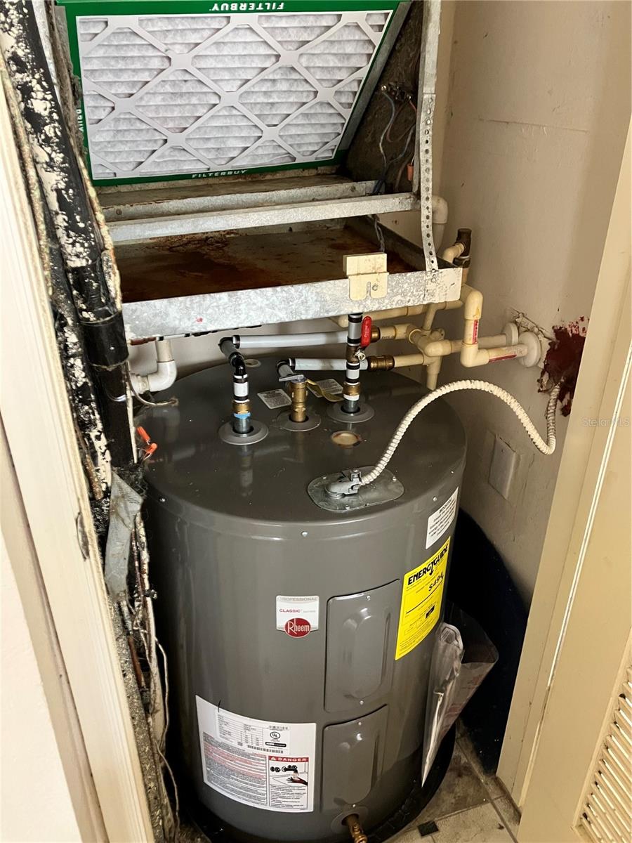 Image 18 of 18 For 860 Orange Avenue 430