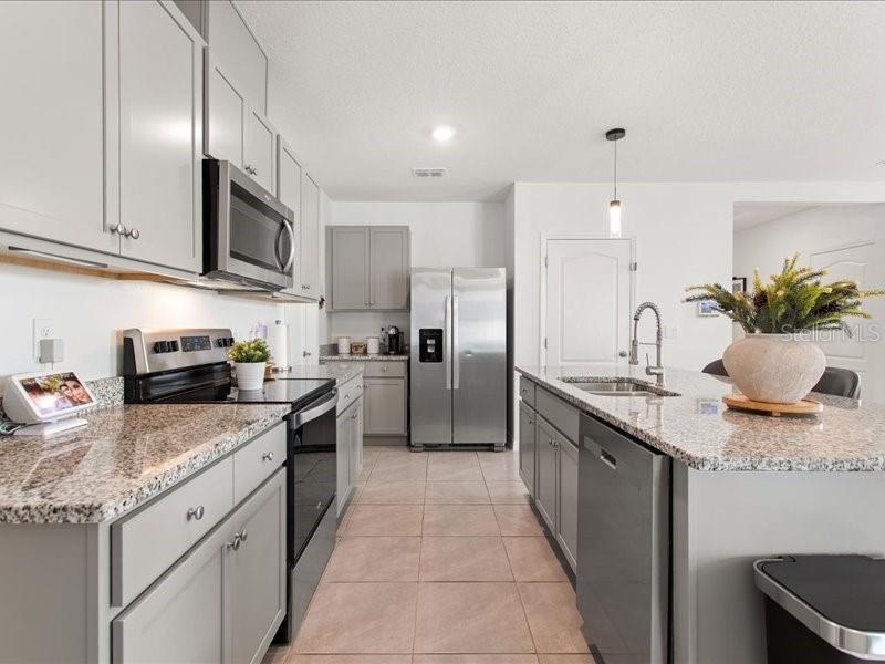 Image 12 of 43 For 1157 Cascades Avenue