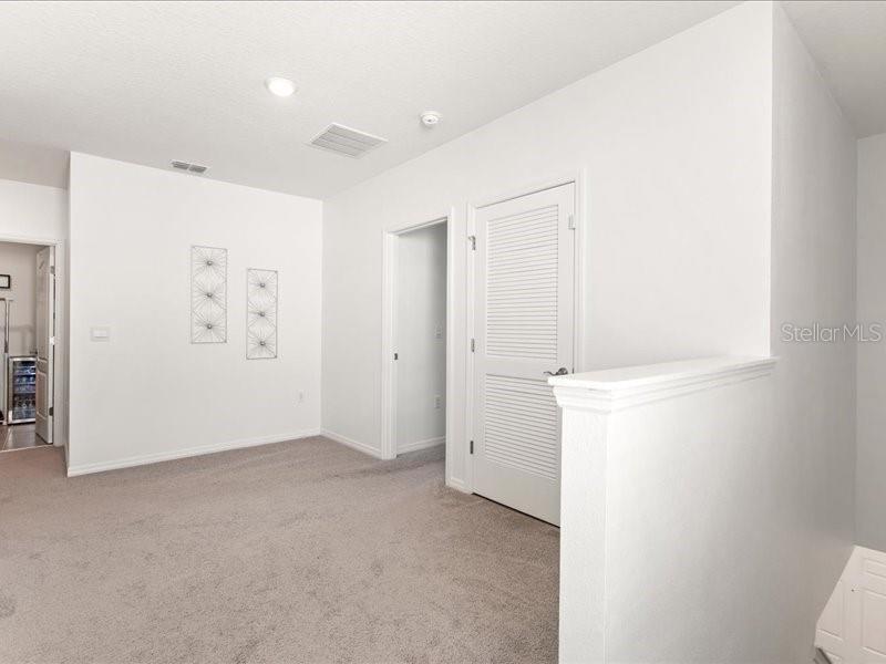 Image 19 of 43 For 1157 Cascades Avenue