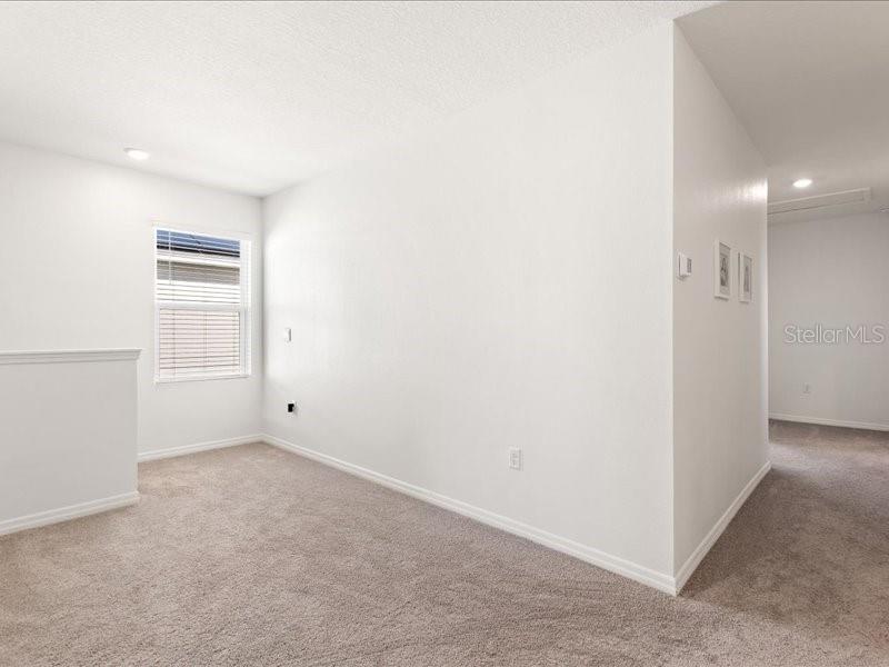 Image 20 of 43 For 1157 Cascades Avenue