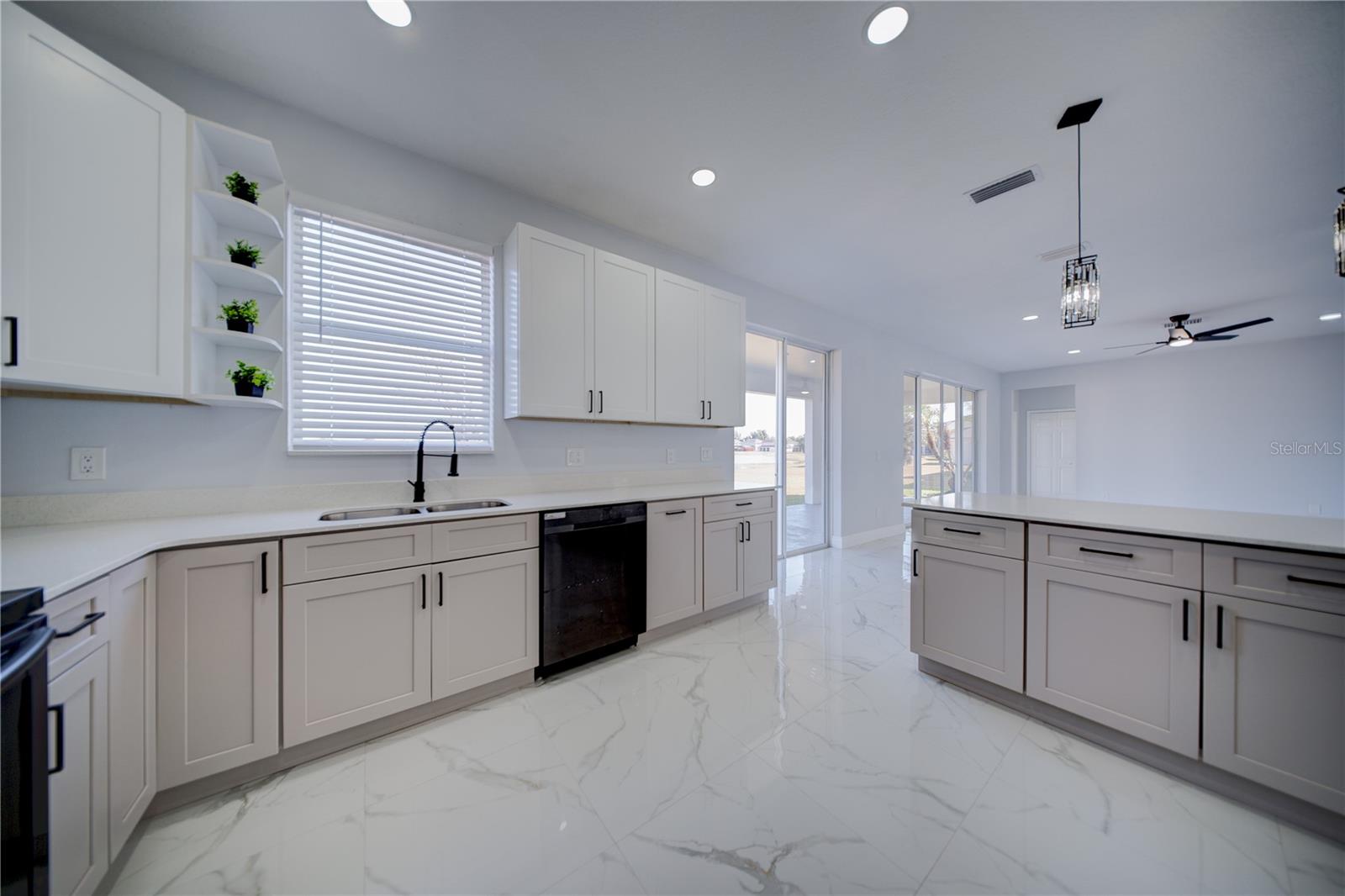 Image 17 of 48 For 2851 Sweetspire Circle