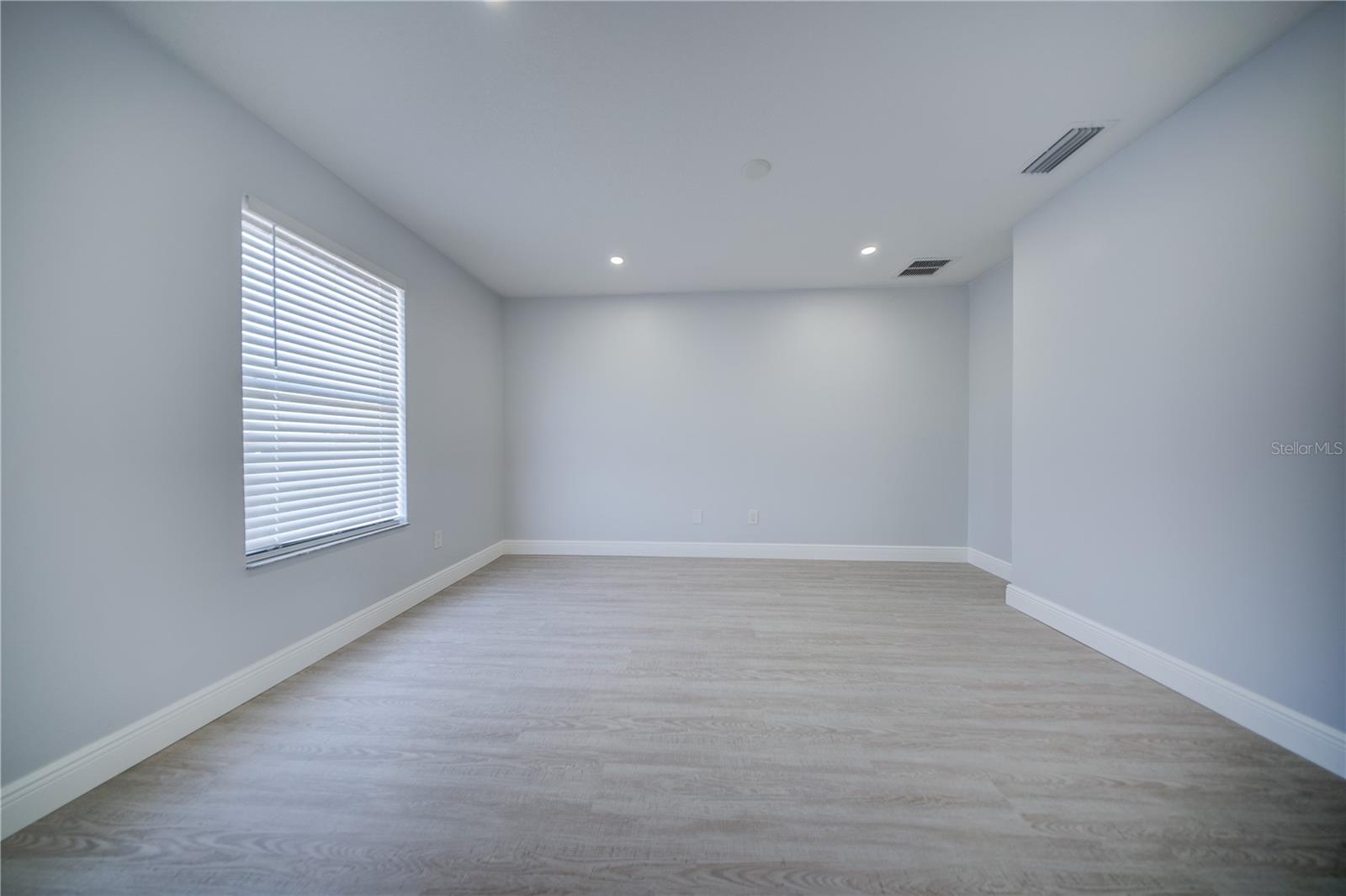 Image 27 of 48 For 2851 Sweetspire Circle