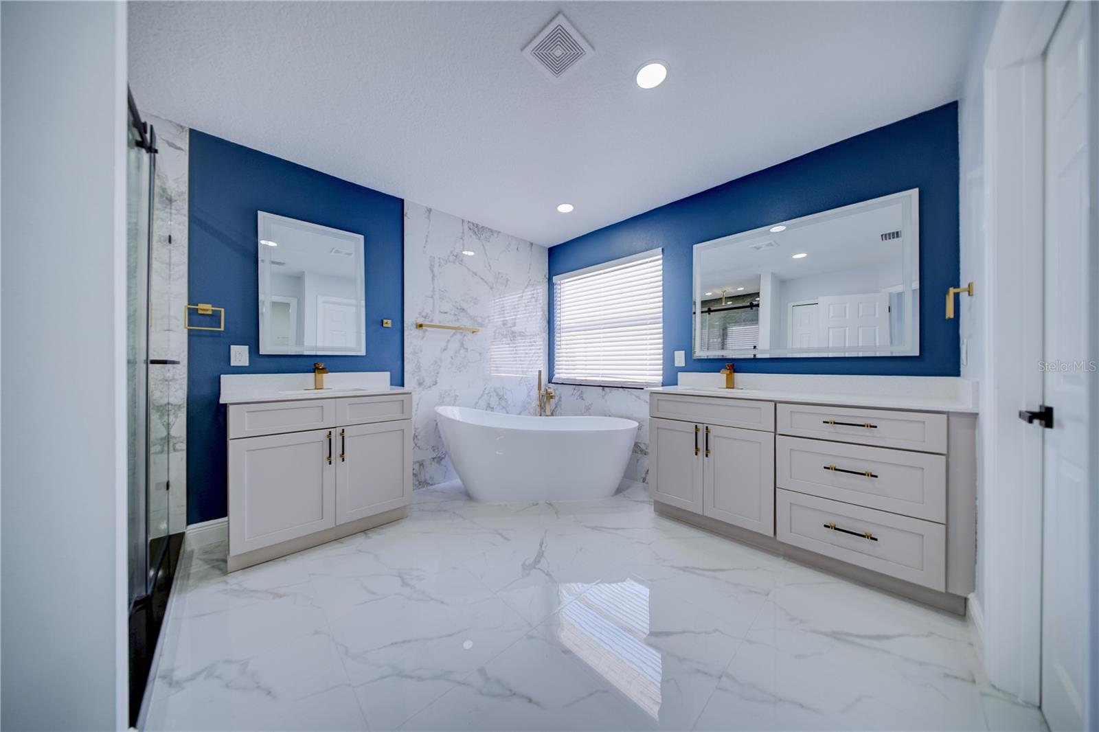 Image 30 of 48 For 2851 Sweetspire Circle