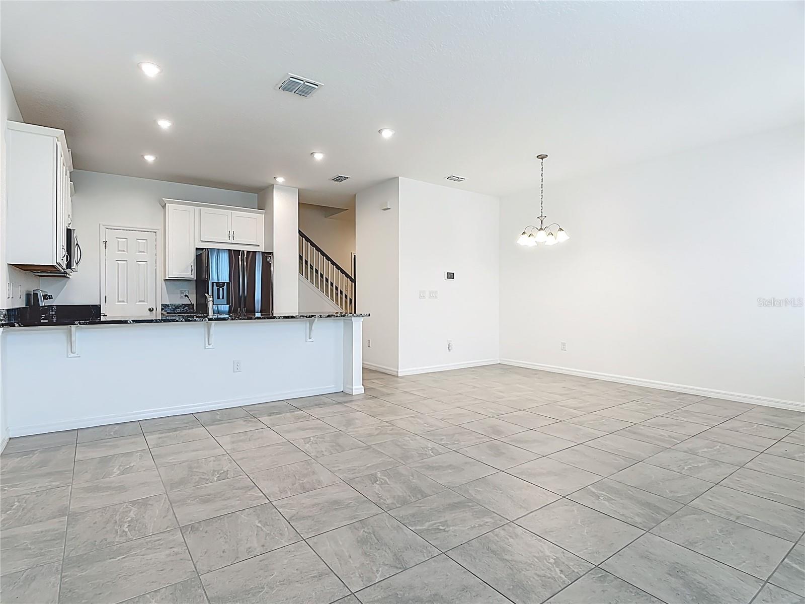 Image 10 of 41 For 2512 Blowing Breeze Avenue