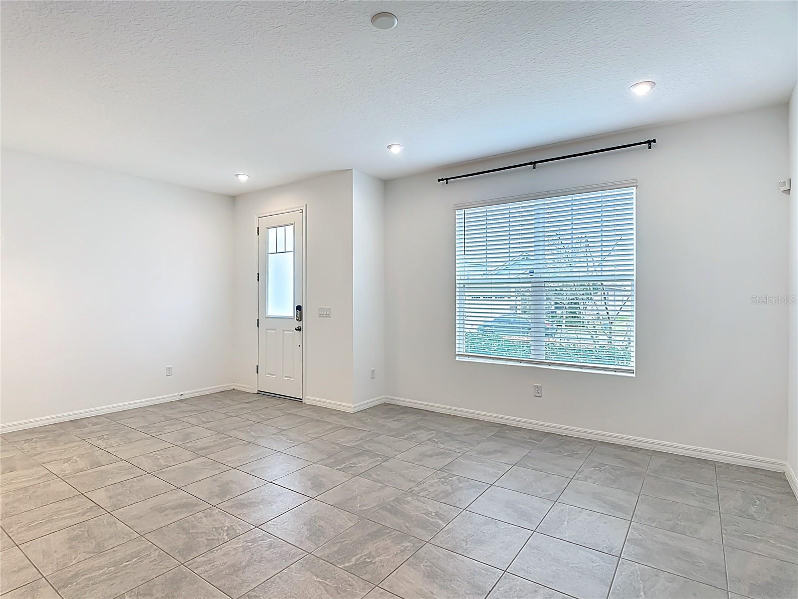 Image 11 of 41 For 2512 Blowing Breeze Avenue