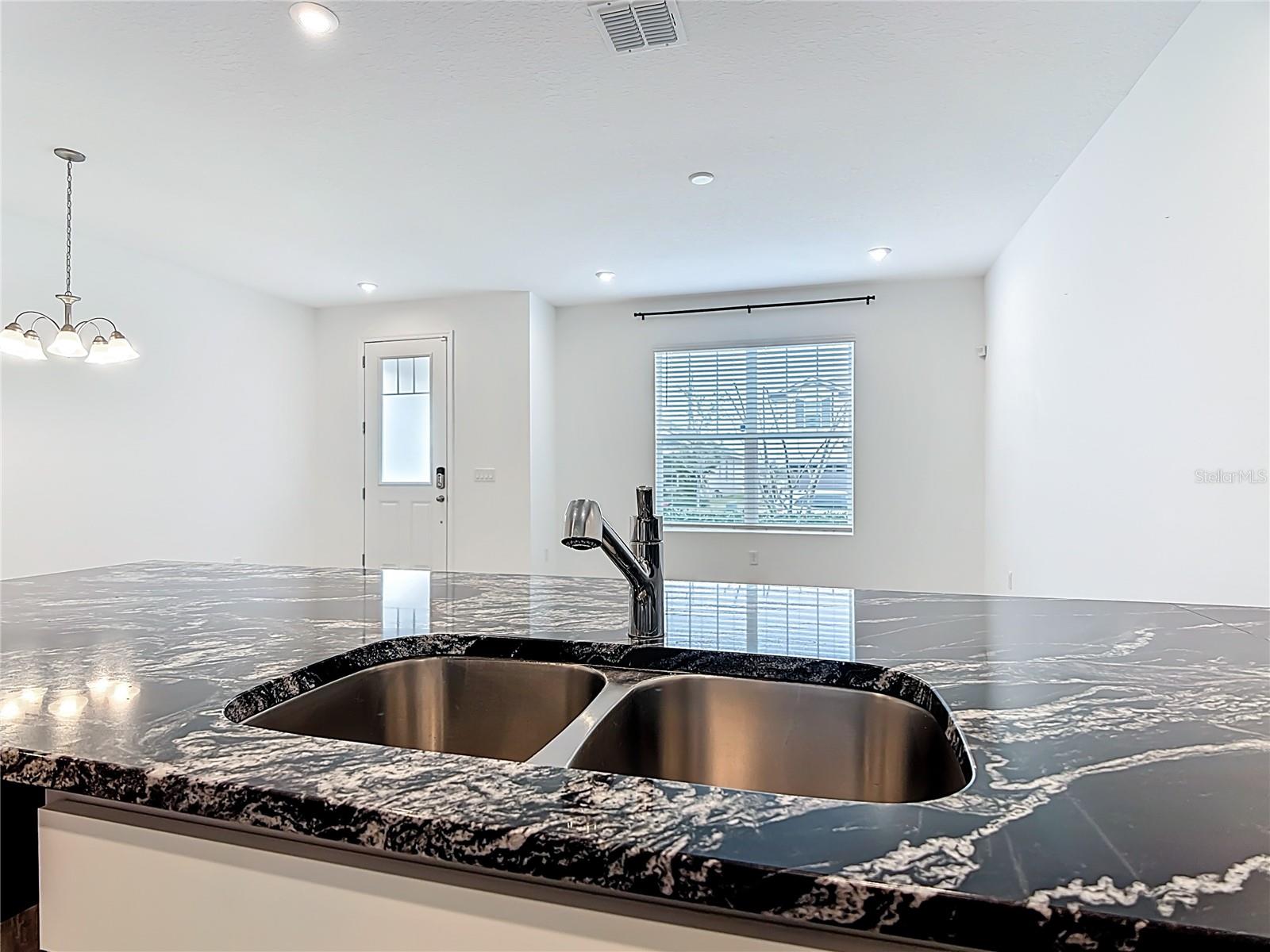 Image 15 of 41 For 2512 Blowing Breeze Avenue